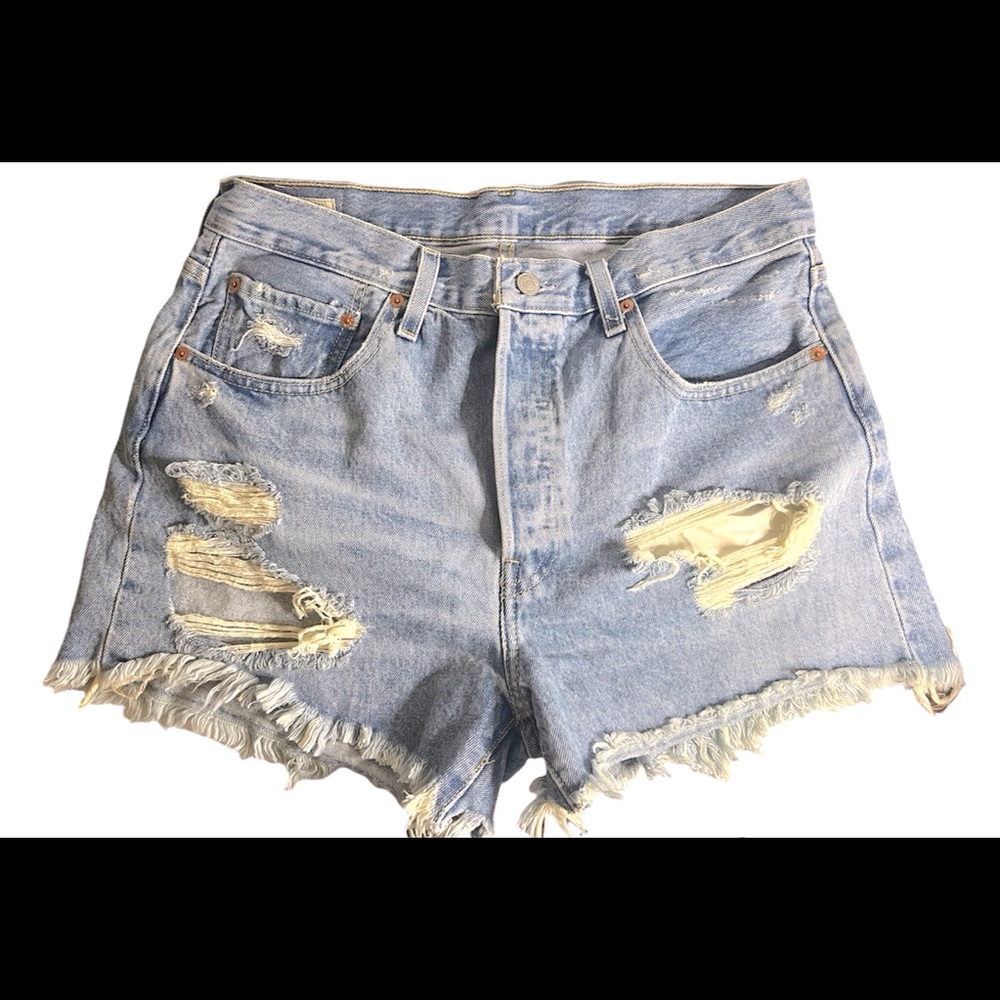 Levi’s 501 NWOT - NEVER WORN -